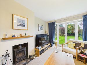 Lounge- click for photo gallery